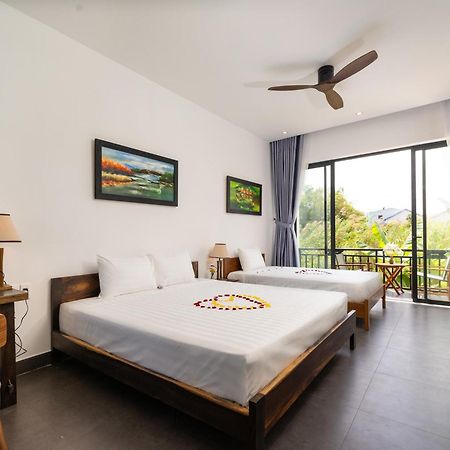 The Boathouse Riverside Homestay Хоян Екстер'єр фото