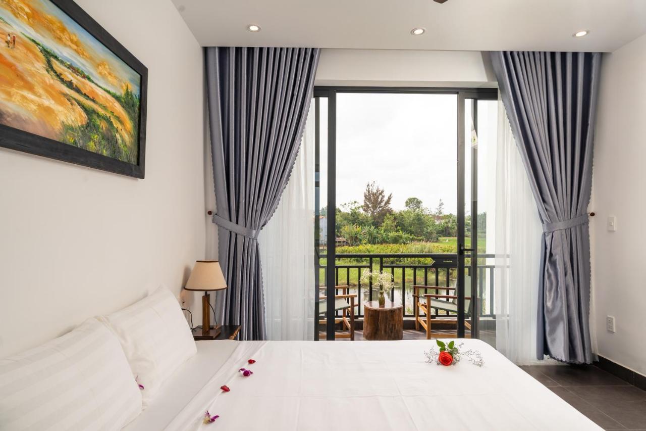 The Boathouse Riverside Homestay Хоян Екстер'єр фото