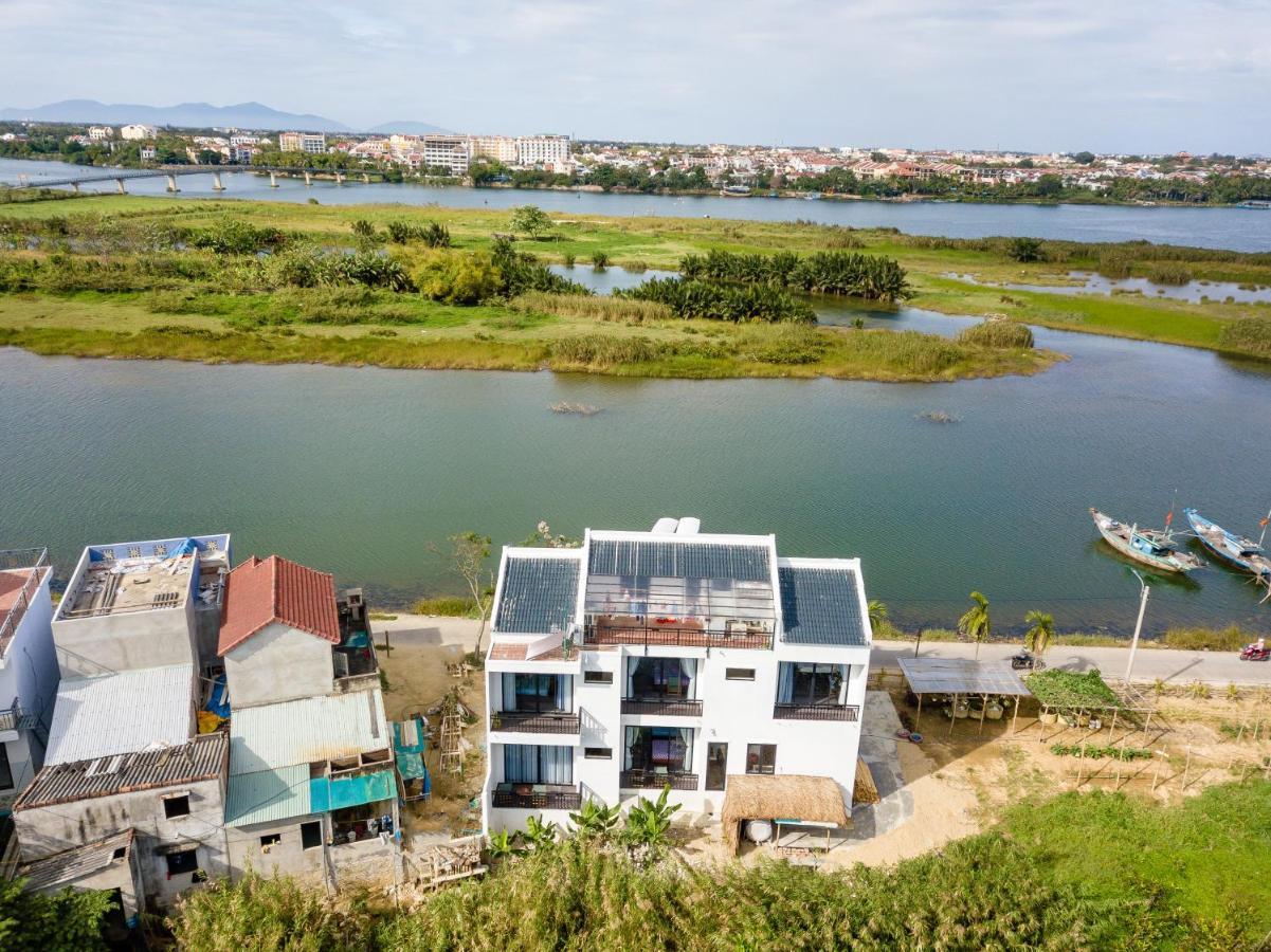 The Boathouse Riverside Homestay Хоян Екстер'єр фото